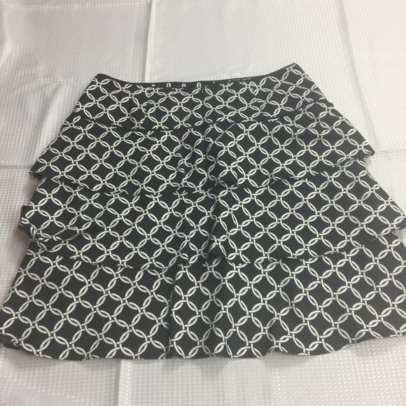 White House Black Market Circle Print Skirt Black - Picture 9 of 9